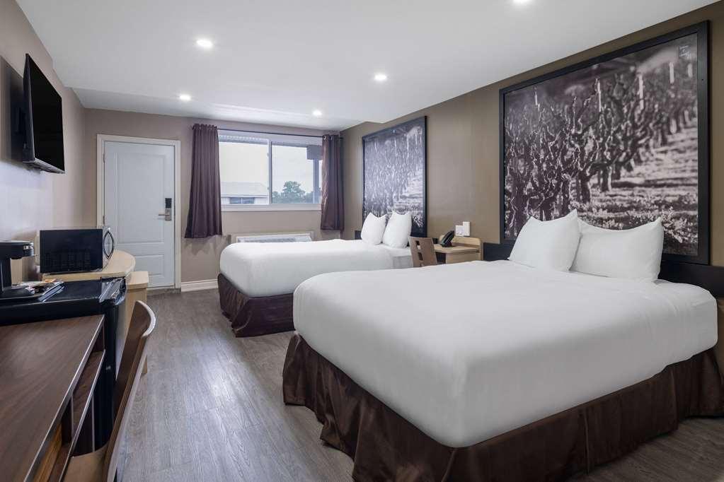 Super 8 By Wyndham Niagara Falls On Chambre photo