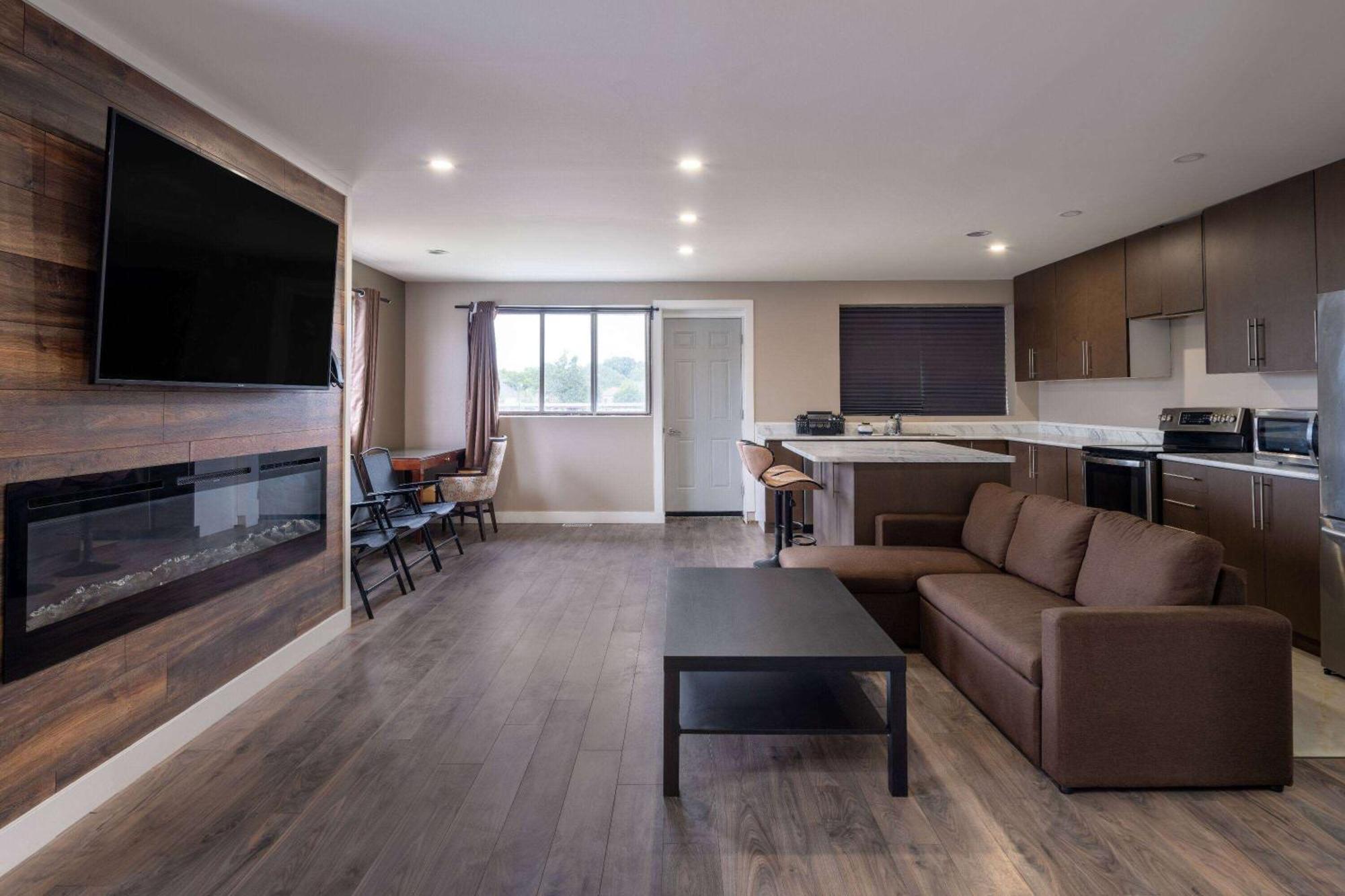 Super 8 By Wyndham Niagara Falls On Extérieur photo