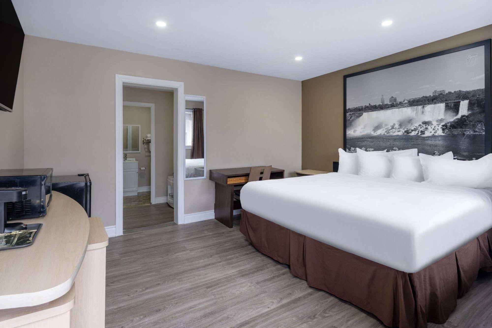 Super 8 By Wyndham Niagara Falls On Extérieur photo