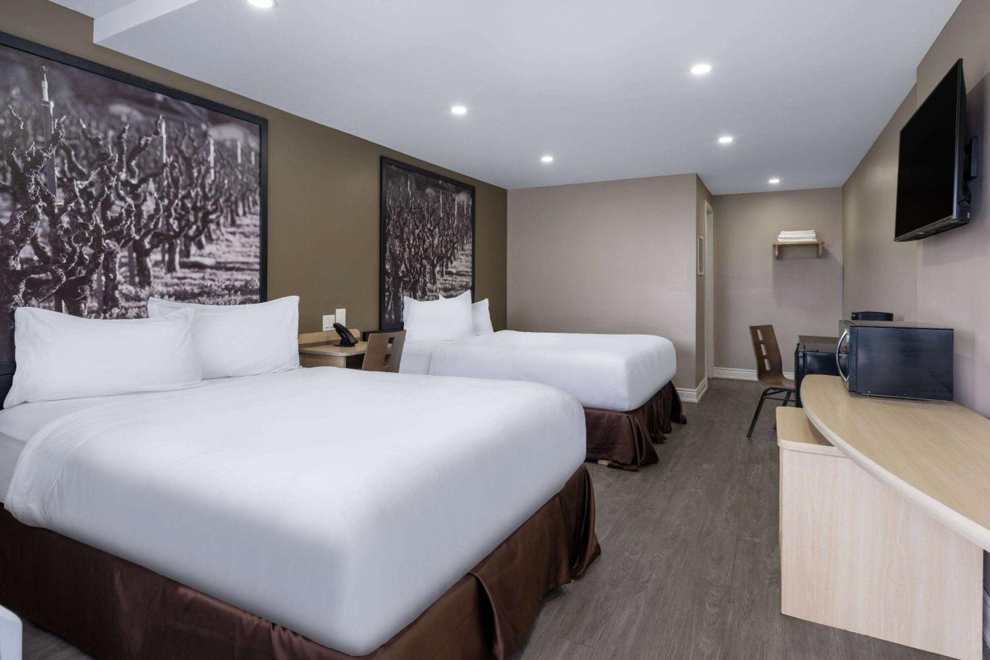 Super 8 By Wyndham Niagara Falls On Extérieur photo